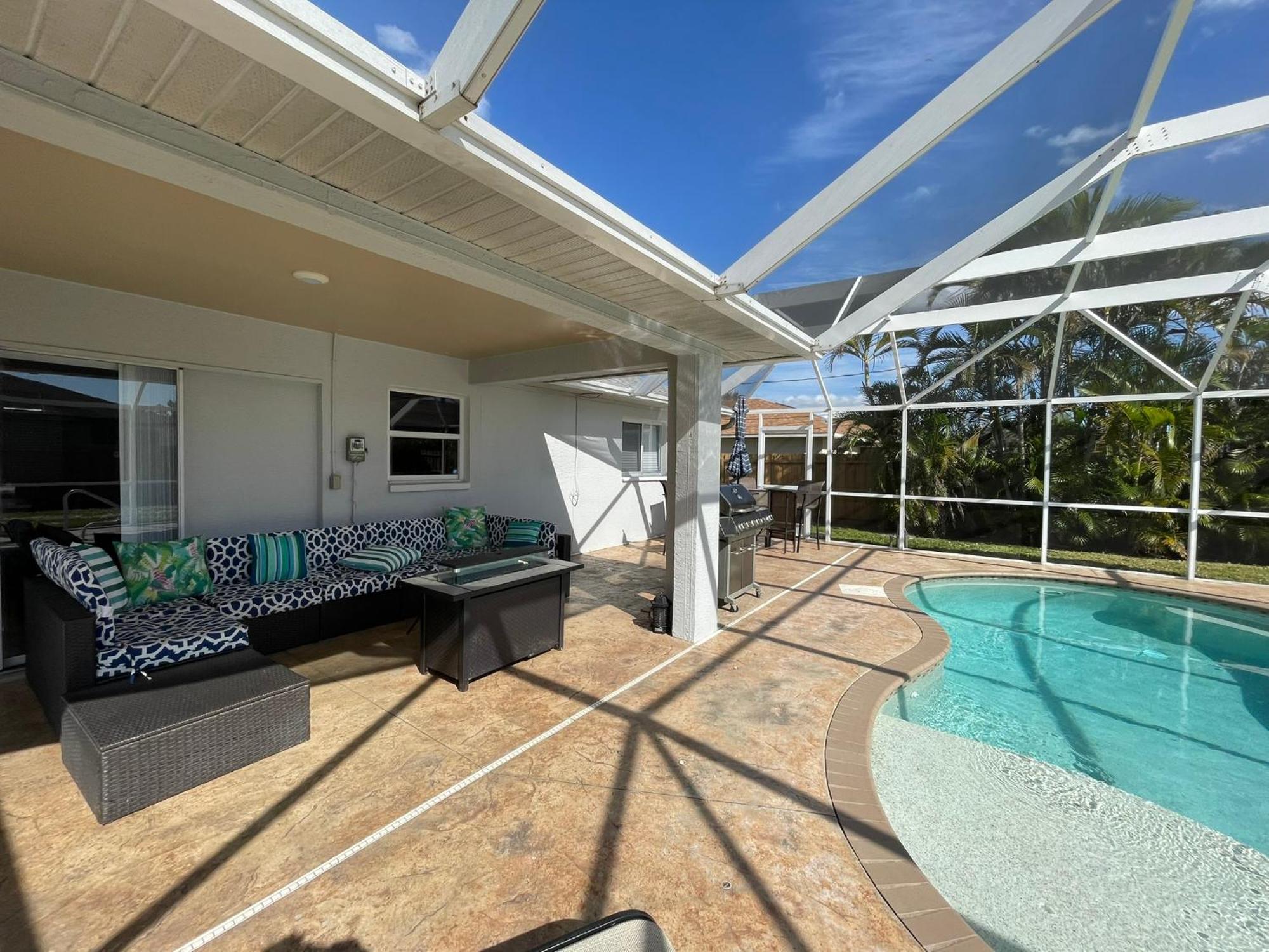 Beautiful Pool Home With Sleeping For 8 For Lovelypeople Cape Coral Exterior photo