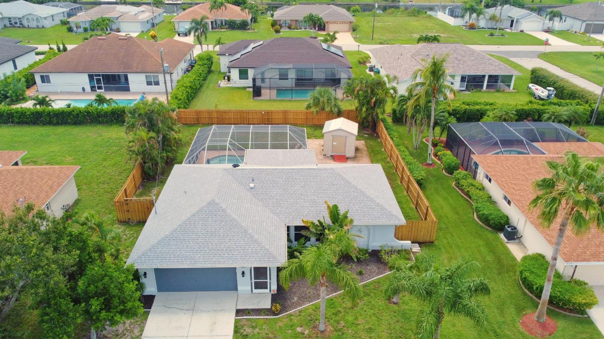 Beautiful Pool Home With Sleeping For 8 For Lovelypeople Cape Coral Exterior photo